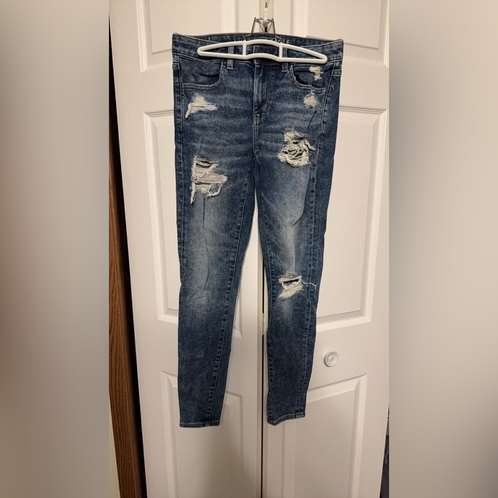 American Eagle Outfitters Skinny Distressed Blue Jeans